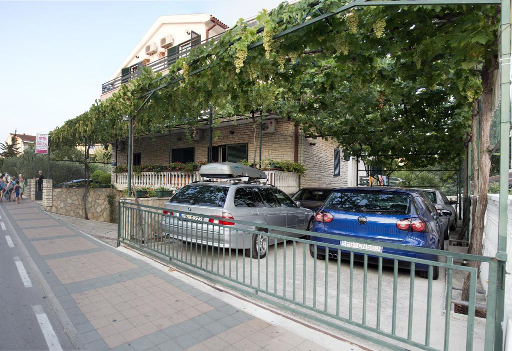 Apartments "Ruza" Водице Екстер'єр фото