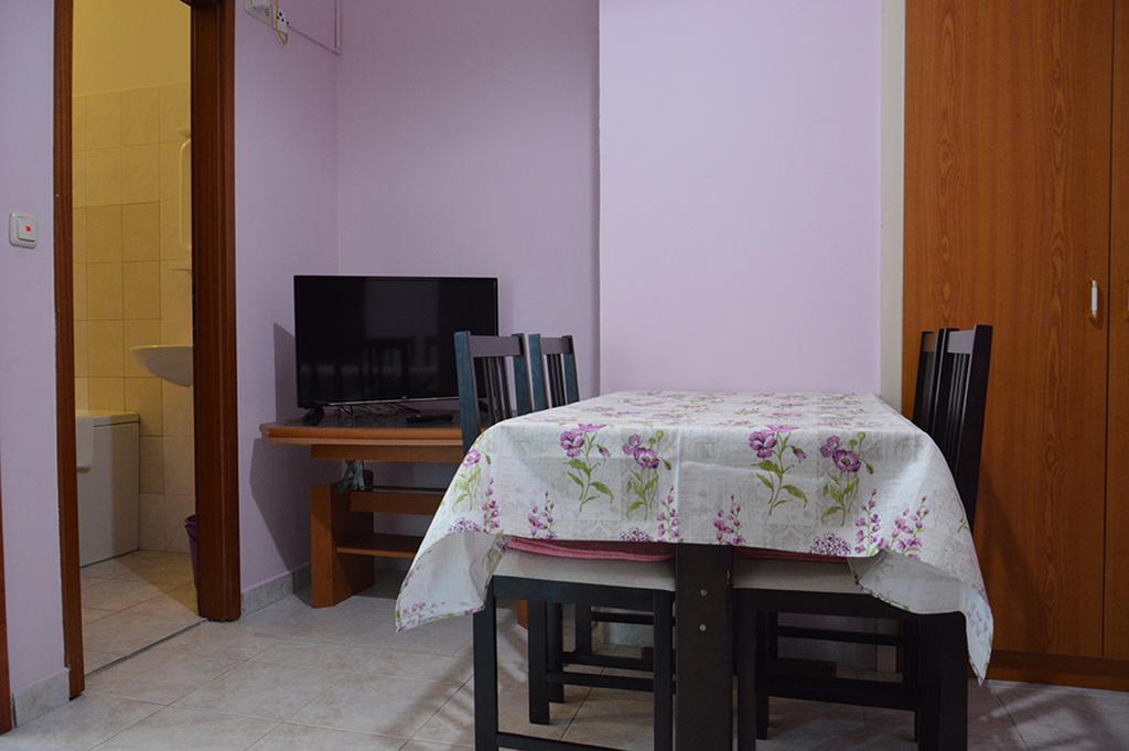 Apartments "Ruza" Водице Екстер'єр фото