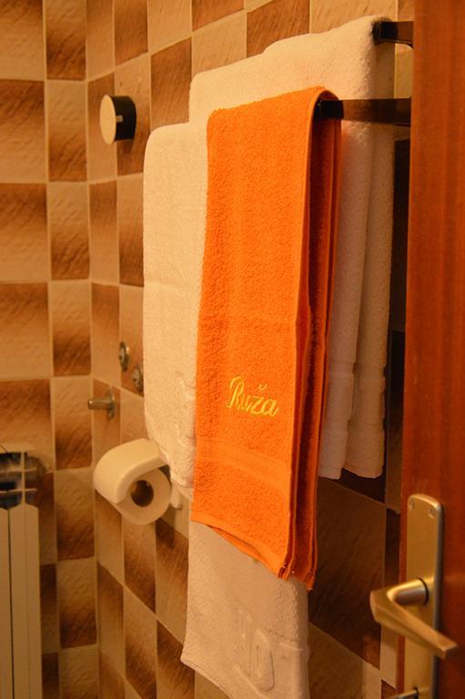 Apartments "Ruza" Водице Екстер'єр фото