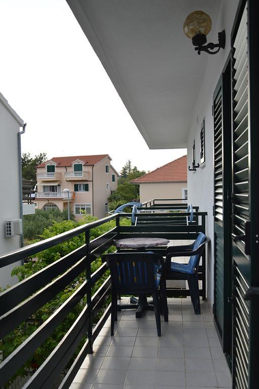 Apartments "Ruza" Водице Екстер'єр фото