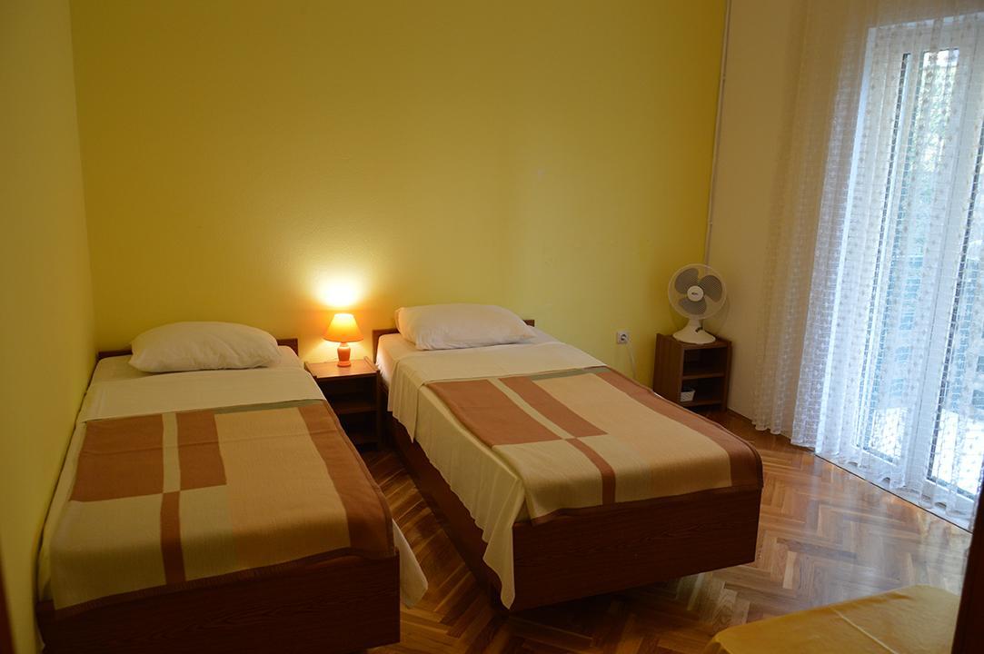 Apartments "Ruza" Водице Екстер'єр фото